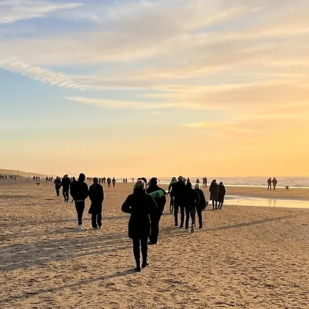 Aan Zee Apartman