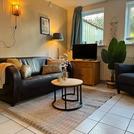 Aan Zee * אגמונד אן זי